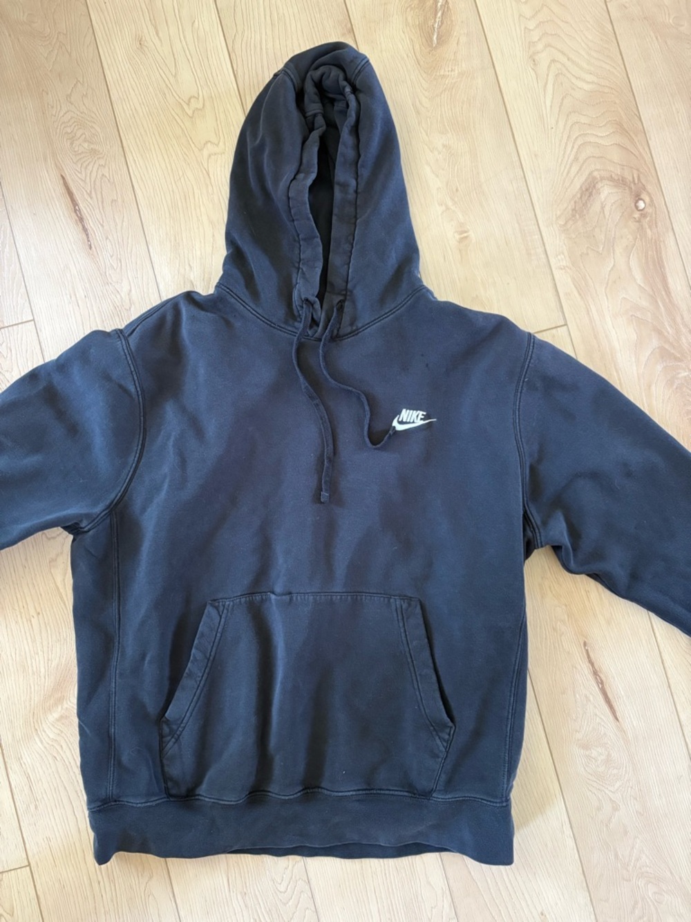 Vintage Nike Black Pullover Hoodie with White embroidered Swoosh